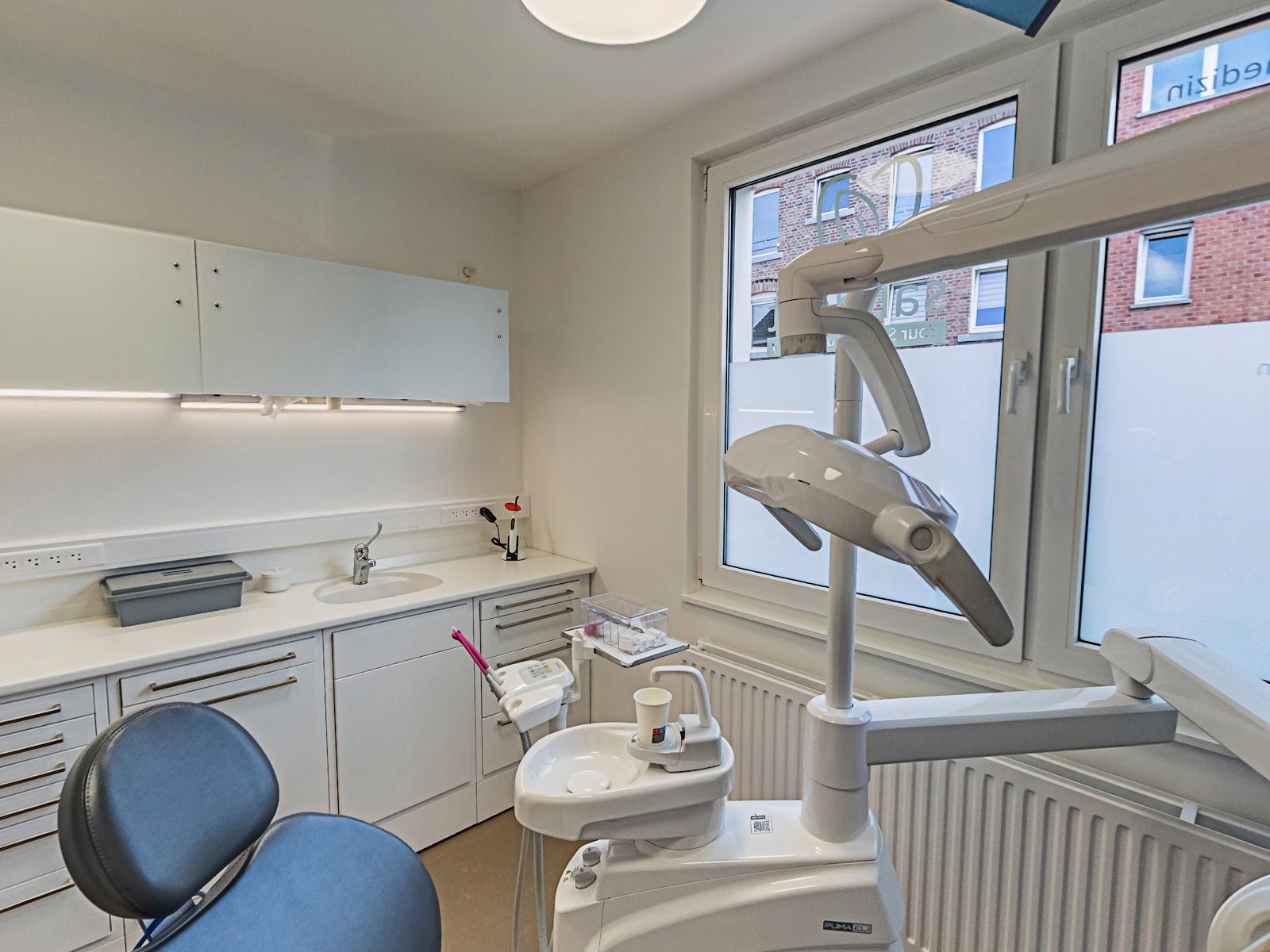 Salle de soins lumineuse